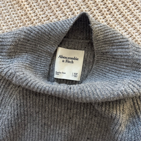 Abercrombie & Fitch Sweater Dress - Picture 3 of 3